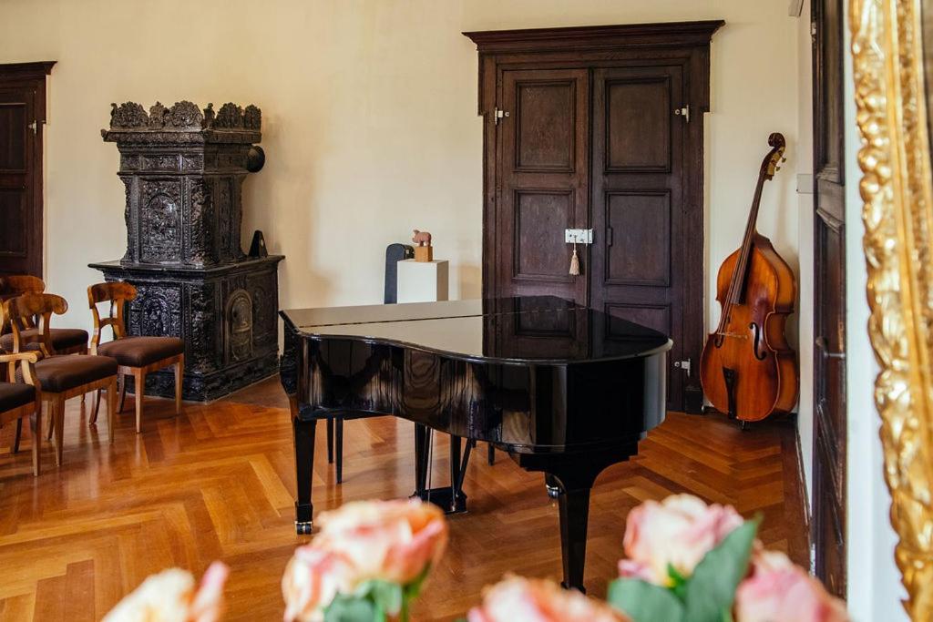 Schlossgut Tunzenberg Mengkofen Kültér fotó